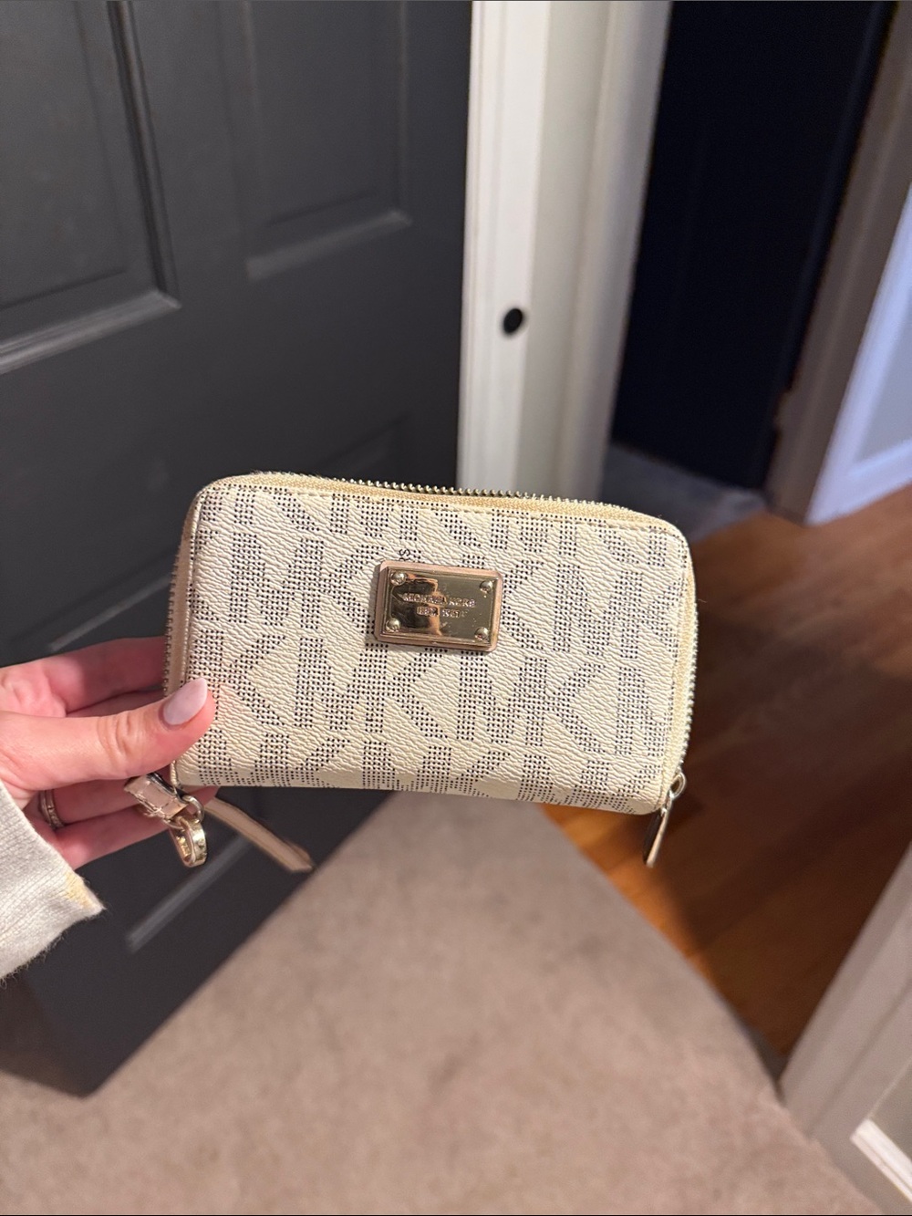 Michael Kors Cream MK Logo Zip Wallet with Gold Plate